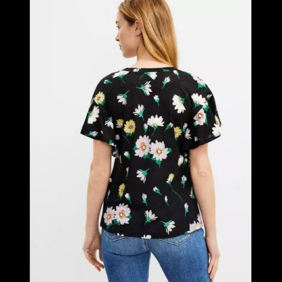 Black Floral Linen Flutter Sleeve Top - Loft - Size Small NWT - Picture 2 of 2